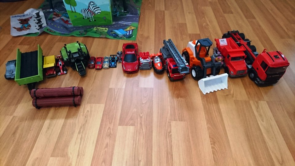 Pyysimme 4-vuotiaalle aineettomia lahjoja – näin siinä kävi!